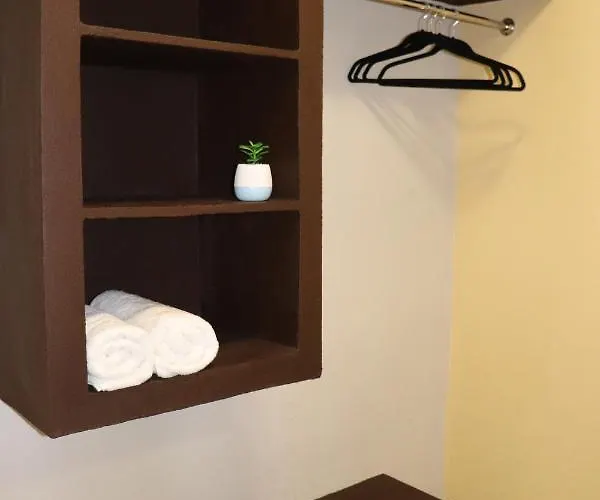 Hotel Capital O Jazuli,